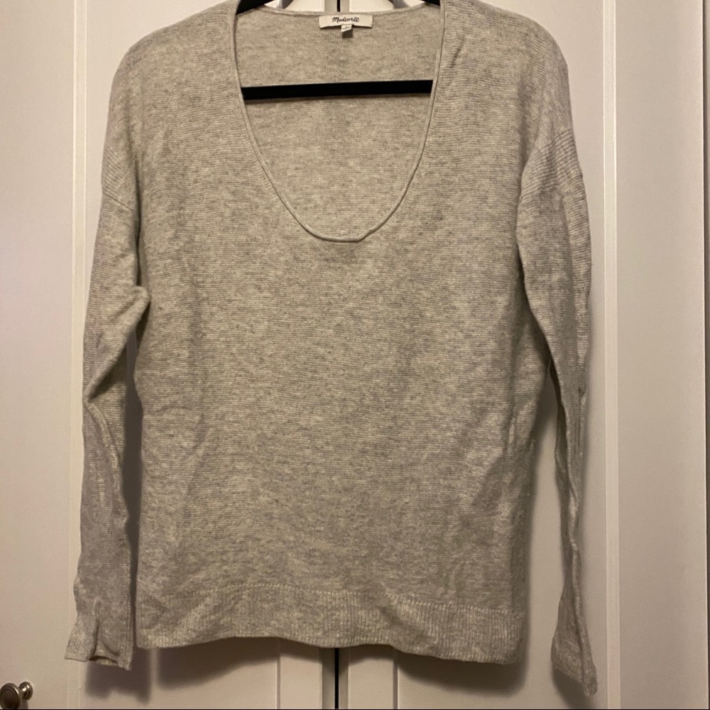 Madewell Light Weight Scoop Neck Sweater Large